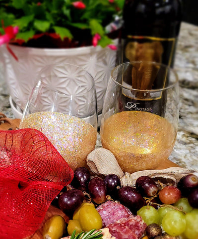 Champagne - 21 Oz. Handmade Glitter Dipped Wine Glass (single)