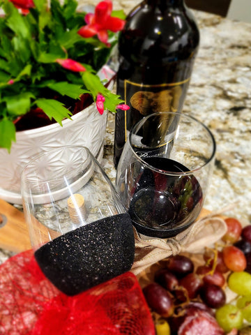 Coal Black - 21 Oz. Handmade Glitter Dipped Wine Glass (single)