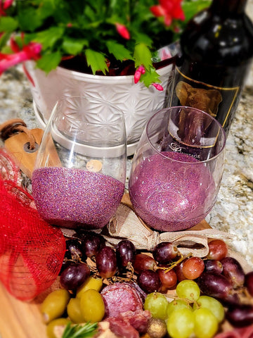 Lilac - 21 Oz. Handmade Glitter Dipped Wine Glass (single)